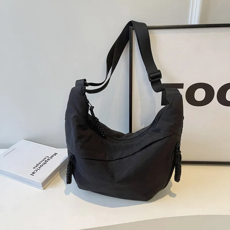 Mila Venture Mailman Bag