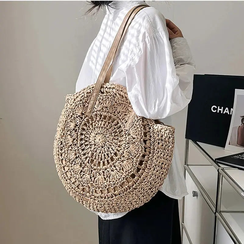 Theo Shoreline Round Straw Tote Bag