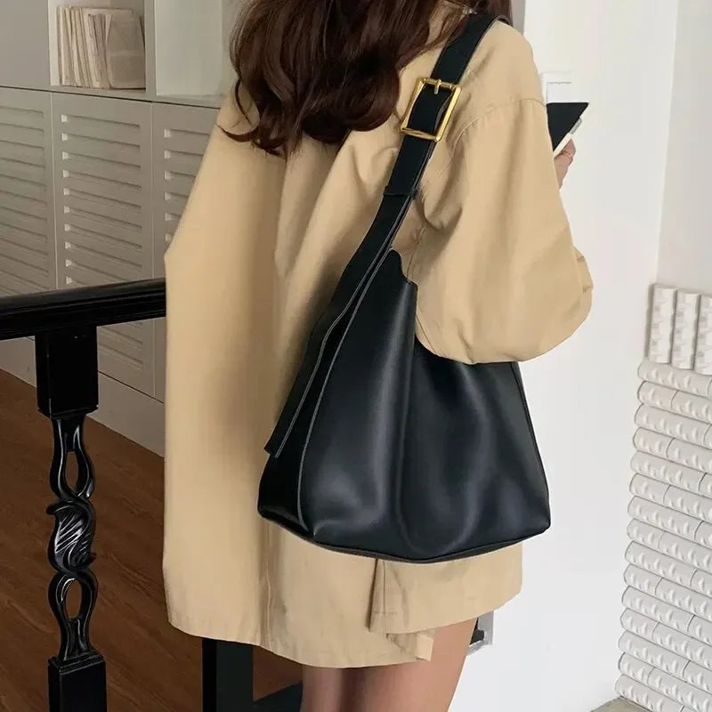 Stephanie Minimalist Leather Shoulder Bag