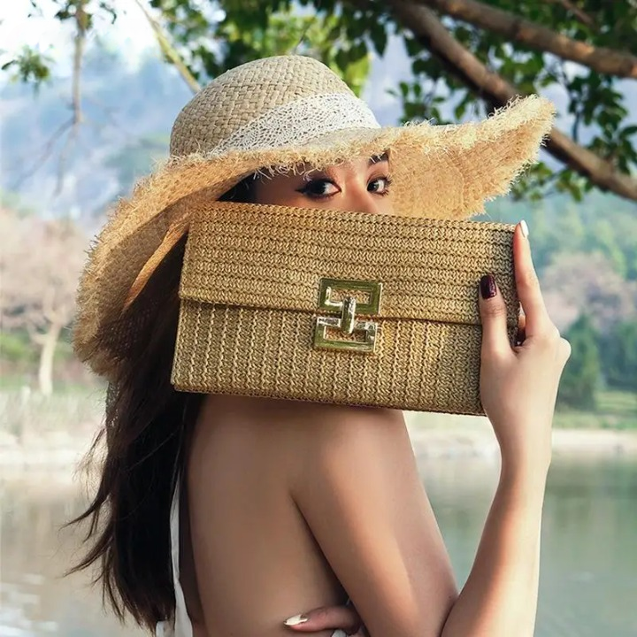 Summer Straw Envelope Bag