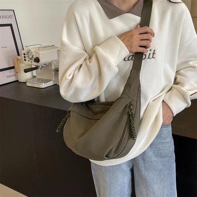 Mila Venture Mailman Bag