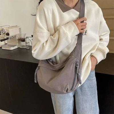 Mila Venture Mailman Bag